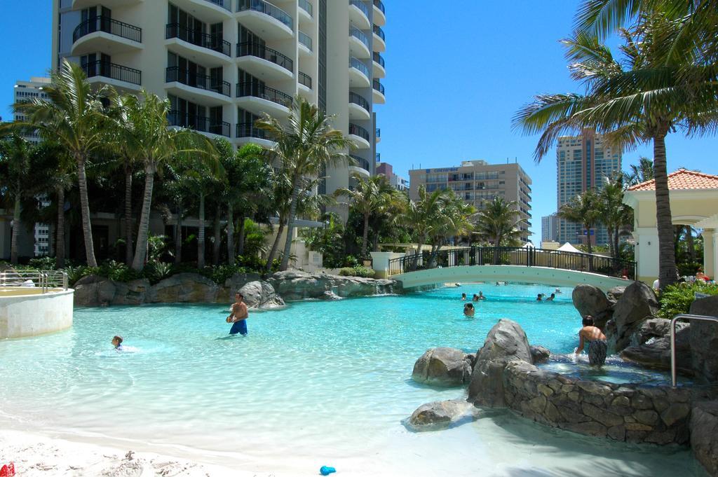 Chevron Renaissance - Hr Surfers Paradise Гоулд Коуст Екстериор снимка